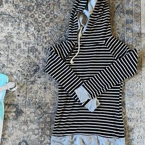 Double hooded & ave sweatshirt